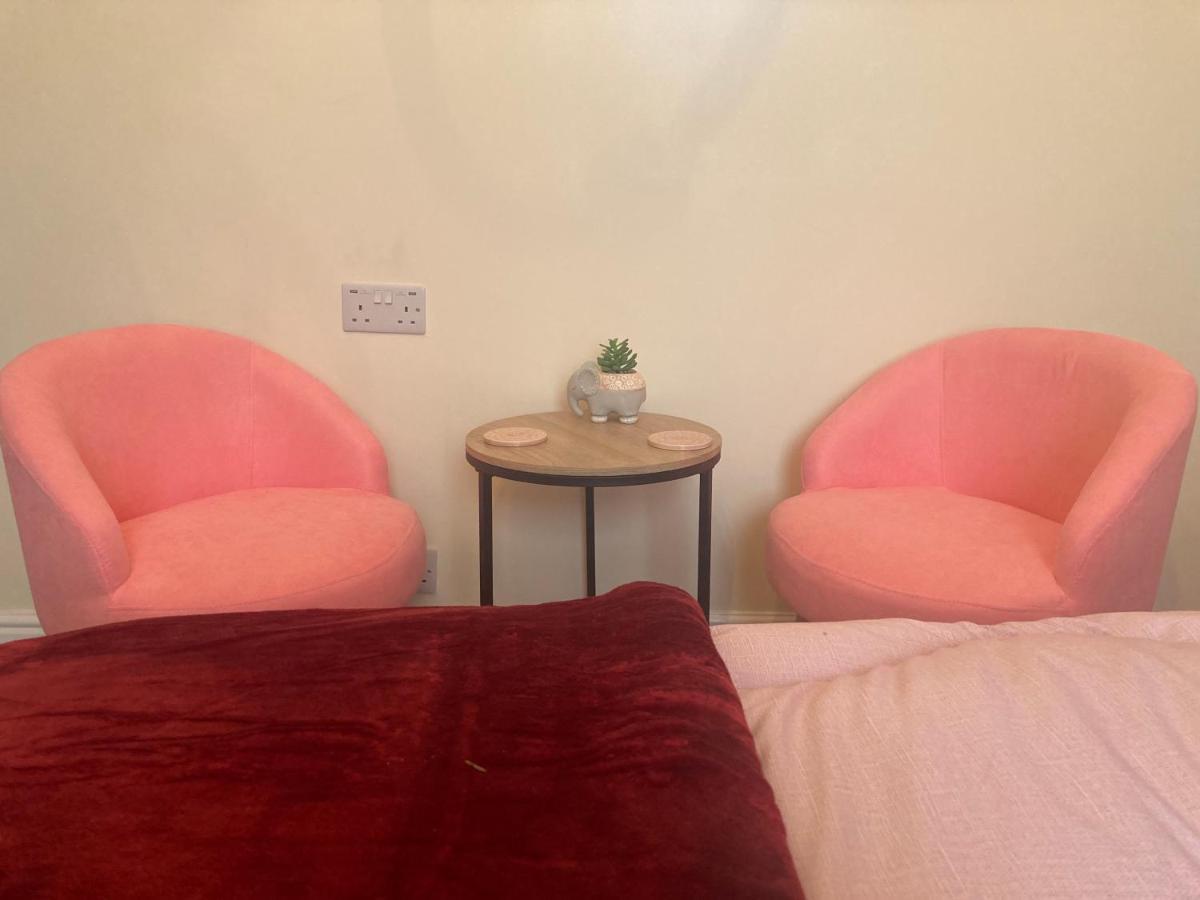 Ellies Guest House ウィットビー エクステリア 写真